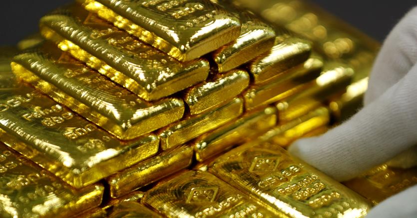 Oro lanciato sopra quota 2mila dollari. Record storico in vista